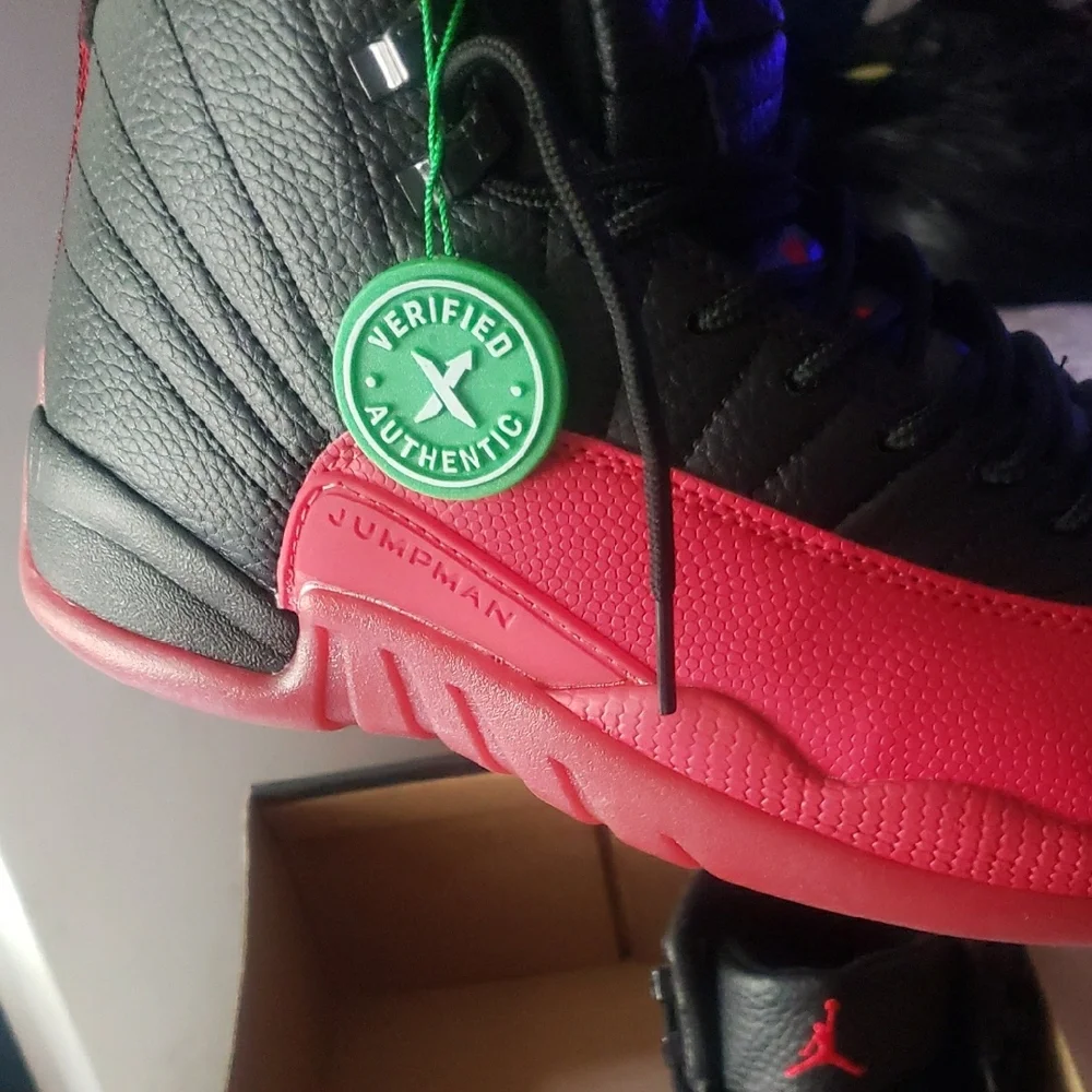 Jordan Retro 12 / 2019 Year - Picture 6 of 9